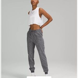 Lululemon Stretch High-Rise Jogger